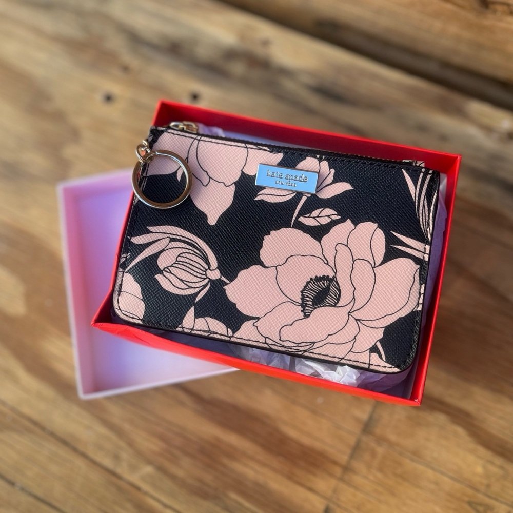 KATE SPADE | Laurel Way Gardenia Bitsy Coin Purse Wallet
